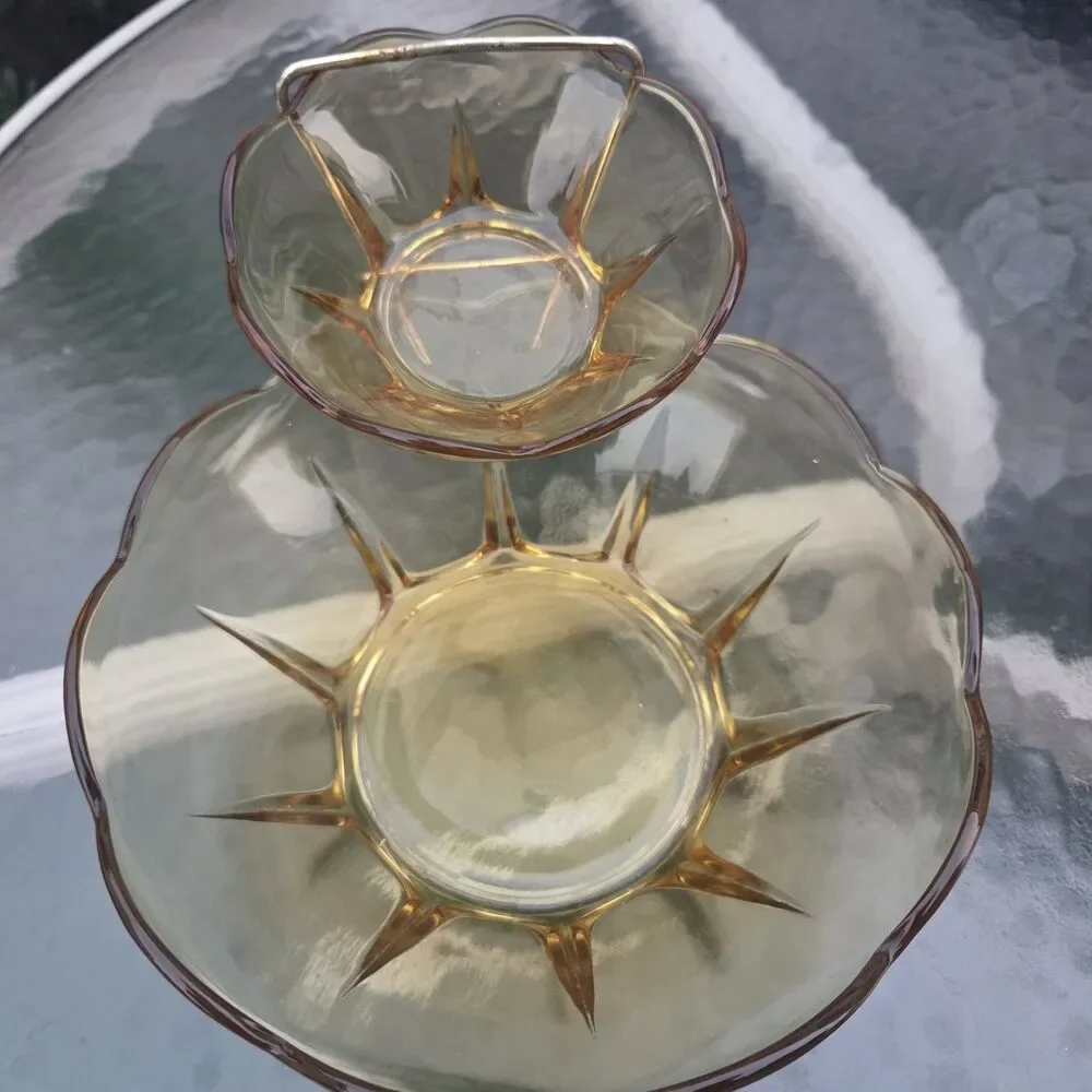 Vintage Unbranded Amber Glass Chip and Dip Bowl Set